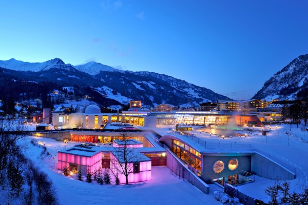 Relaxing at the Alpen Therme Gastein © Alpen Therme Gastein